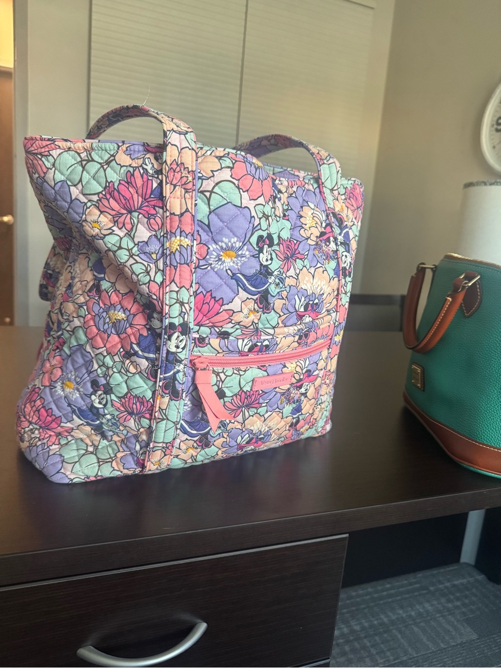 Vera Bradley Vera Tote Minnie Mouse Disney